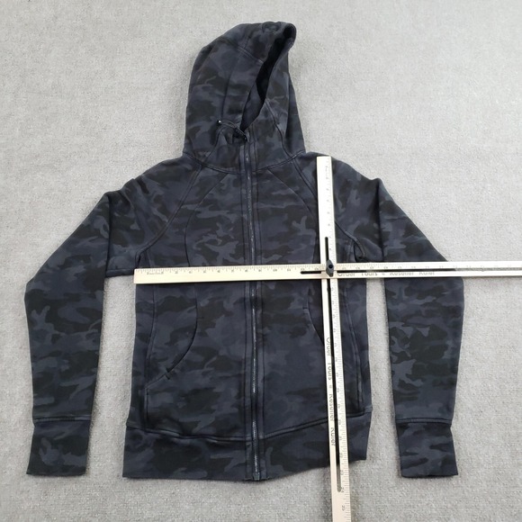 Lululemon Scuba Hoodie Womens Size 8 Gray Camo Print Full Zip Thumbholes - Picture 2 of 9